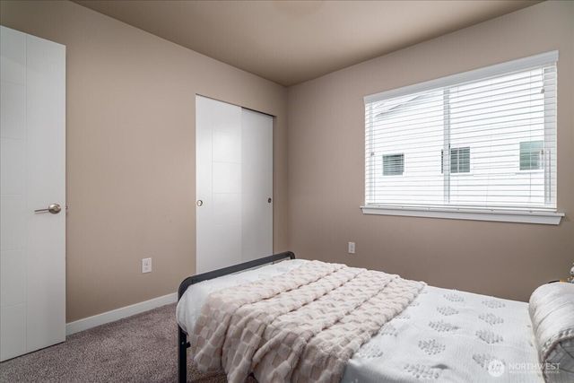 11821 82nd Place S, Seattle, WA 98178