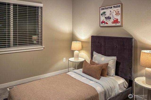 11821 82nd Place S, Seattle, WA 98178