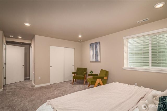 11821 82nd Place S, Seattle, WA 98178