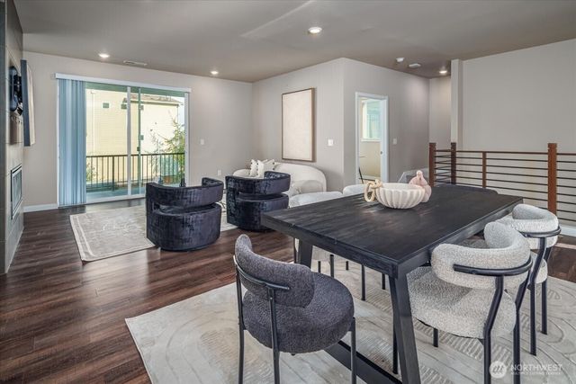 11821 82nd Place S, Seattle, WA 98178