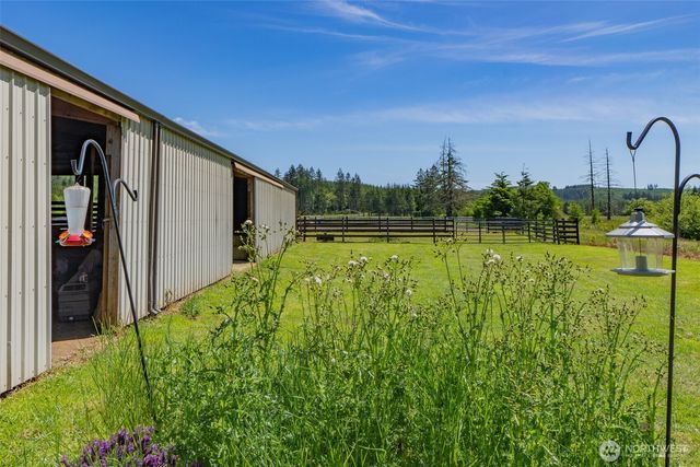 1242 North Fork Road, Chehalis, WA 98532
