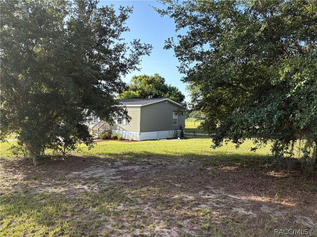 8054 E Shetland Lane, Floral City, FL 34436
