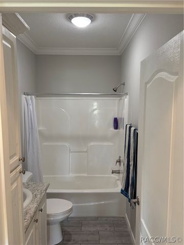 8054 E Shetland Lane, Floral City, FL 34436