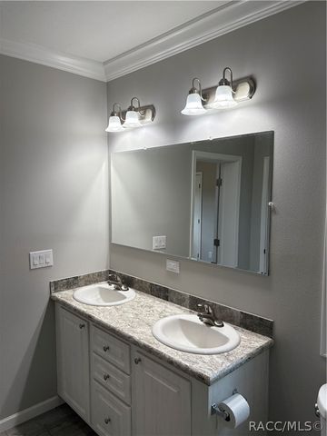 8054 E Shetland Lane, Floral City, FL 34436
