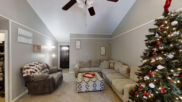 301 Foxfire Drive, Paragould, AR 72450