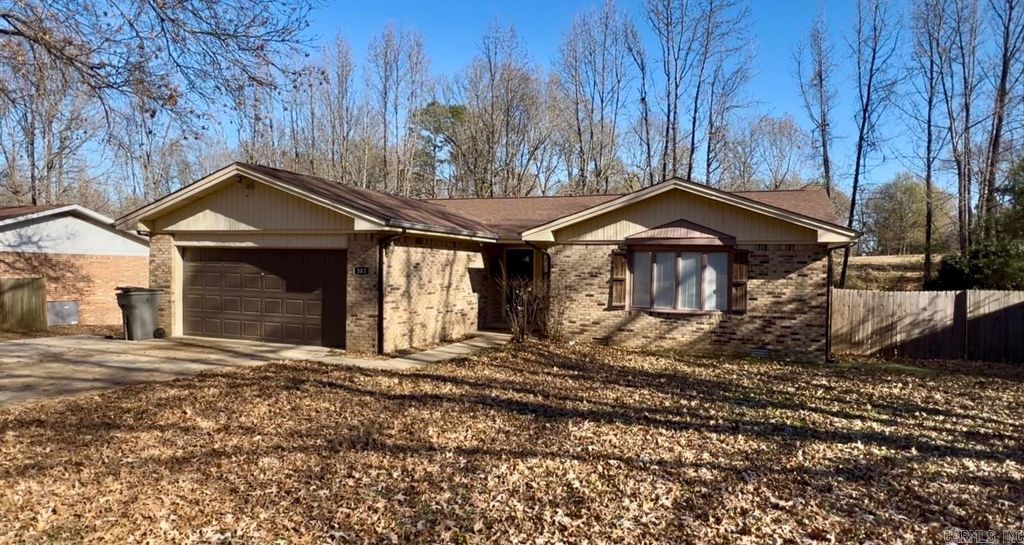 301 Foxfire Drive, Paragould, AR 72450