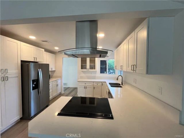 909 S Echo Place, Anaheim, CA 92804