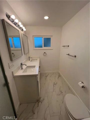 909 S Echo Place, Anaheim, CA 92804