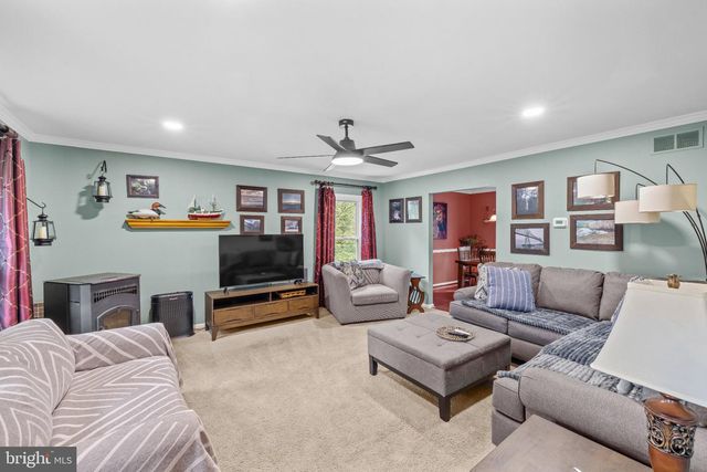 4539 AMOS RD, White Hall, MD 21161