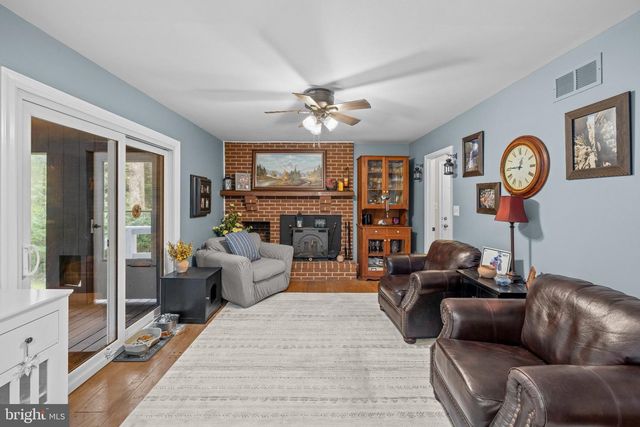 4539 AMOS RD, White Hall, MD 21161