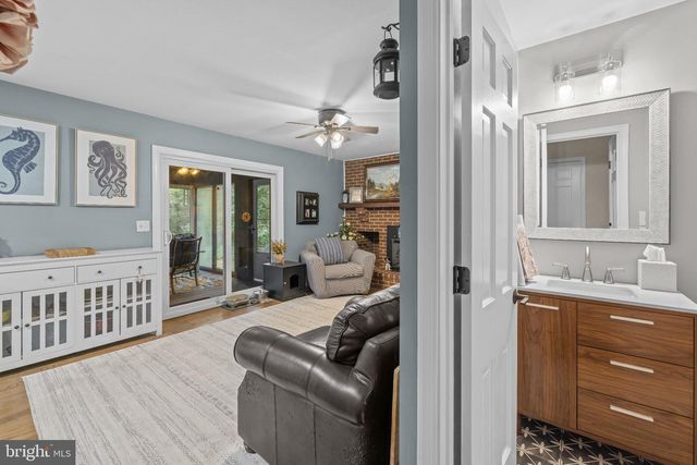 4539 AMOS RD, White Hall, MD 21161