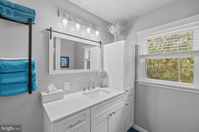 4539 AMOS RD, White Hall, MD 21161