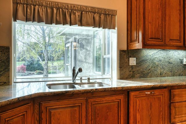 4835 Val Verde Rd, Loomis, CA 95650