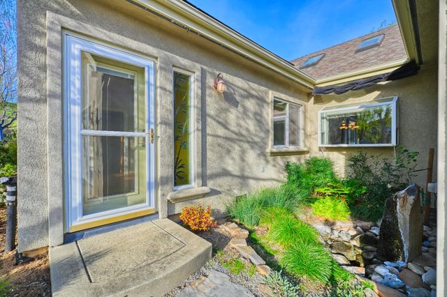 4835 Val Verde Rd, Loomis, CA 95650