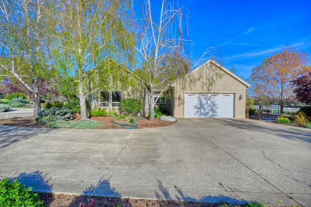 4835 Val Verde Rd, Loomis, CA 95650