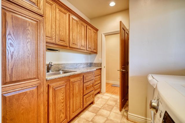 4835 Val Verde Rd, Loomis, CA 95650