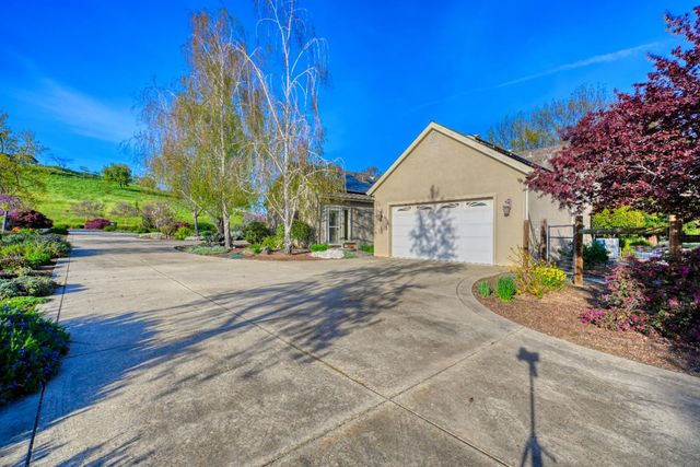 4835 Val Verde Rd, Loomis, CA 95650