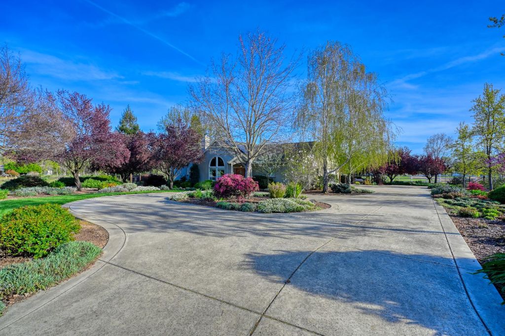 4835 Val Verde Rd, Loomis, CA 95650