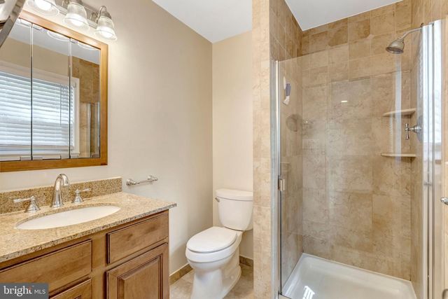 6717 REYNARD DR, Springfield, VA 22152