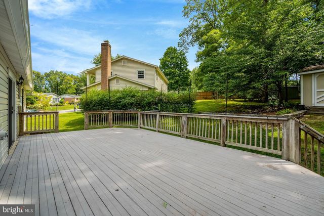 6717 REYNARD DR, Springfield, VA 22152