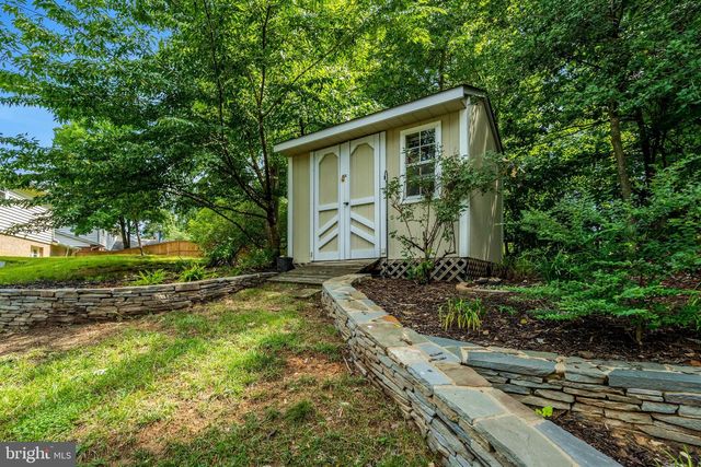 6717 REYNARD DR, Springfield, VA 22152