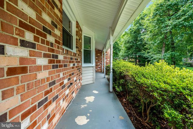 6717 REYNARD DR, Springfield, VA 22152