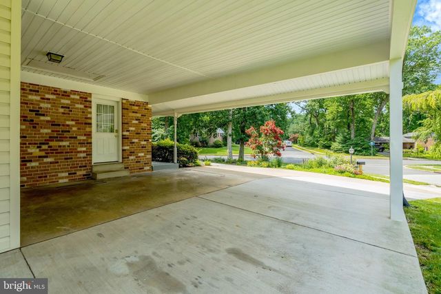 6717 REYNARD DR, Springfield, VA 22152