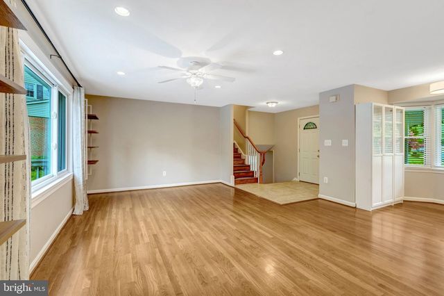 6717 REYNARD DR, Springfield, VA 22152