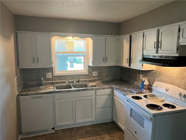 409 N Gilbert Street, Independence, MO 64056