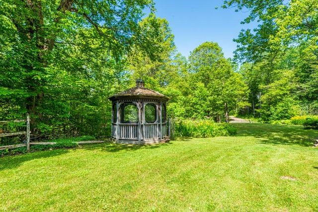 55 Uphill Road, Landgrove, VT 05148