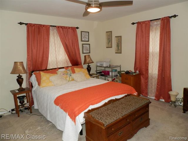 9209 Hemingway, Redford, MI 48239