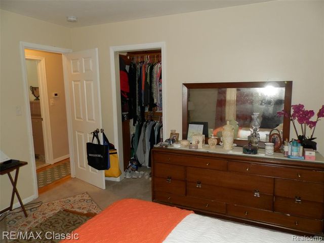 9209 Hemingway, Redford, MI 48239