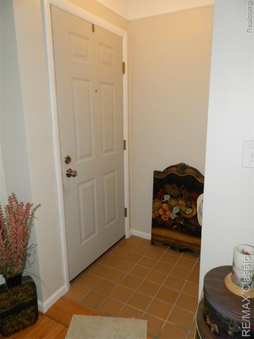 9209 Hemingway, Redford, MI 48239