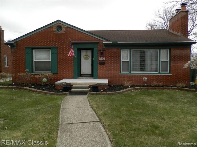 9209 Hemingway, Redford, MI 48239