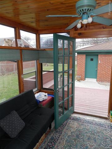 9209 Hemingway, Redford, MI 48239