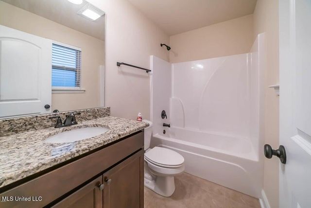 875 Reunion Place Circle, Biloxi, MS 39532