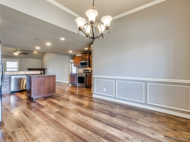 9225 N 143rd East Avenue, Owasso, OK 74055