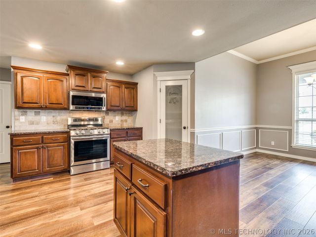 9225 N 143rd East Avenue, Owasso, OK 74055