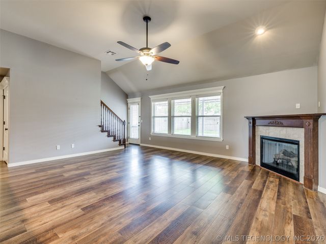 9225 N 143rd East Avenue, Owasso, OK 74055