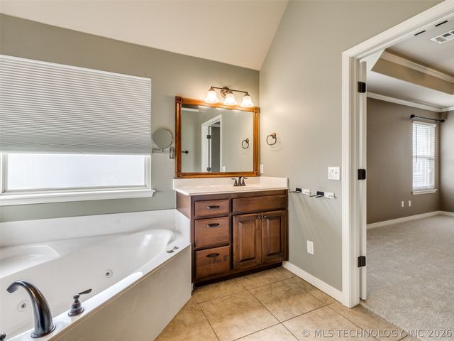 9225 N 143rd East Avenue, Owasso, OK 74055
