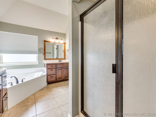 9225 N 143rd East Avenue, Owasso, OK 74055