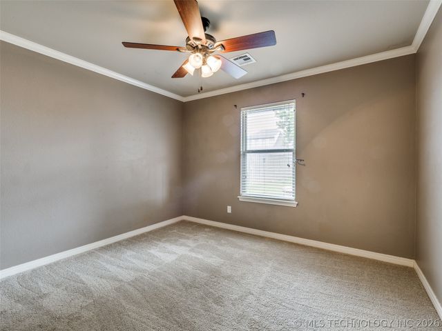 9225 N 143rd East Avenue, Owasso, OK 74055