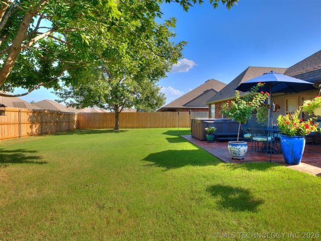 9225 N 143rd East Avenue, Owasso, OK 74055