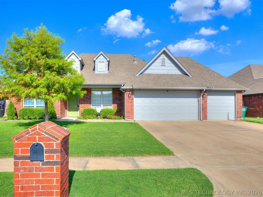 9225 N 143rd East Avenue, Owasso, OK 74055