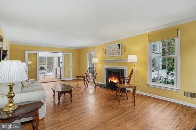 3 CARRIAGE WAY, Berwyn, PA 19312