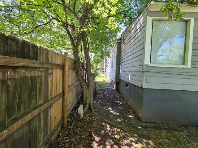 3640 HAZELWOOD AVE, Memphis, TN 38122