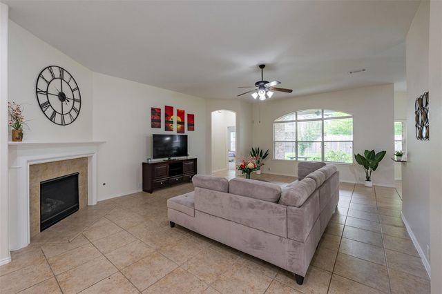 19914 Sagebrush Cove, Richmond, TX 77407