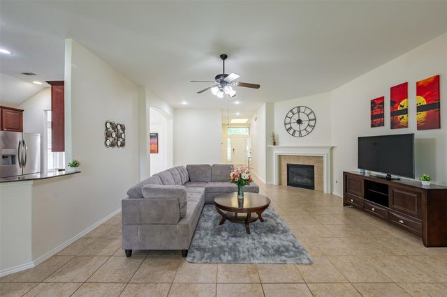 19914 Sagebrush Cove, Richmond, TX 77407