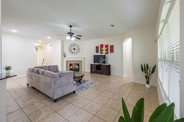 19914 Sagebrush Cove, Richmond, TX 77407