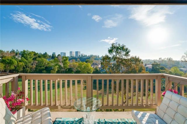 67 Sea Island Drive, Newport Beach, CA 92660